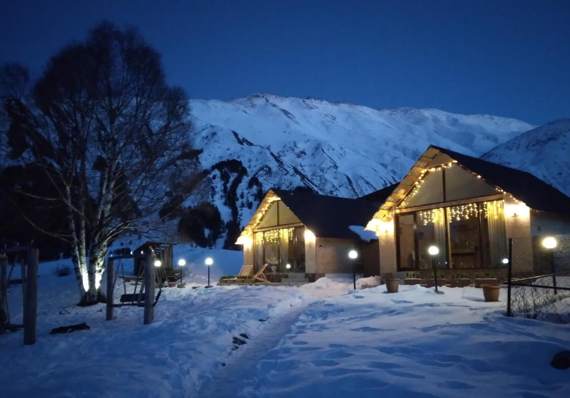Kazbegi Cottages Qabarjina エクステリア 写真